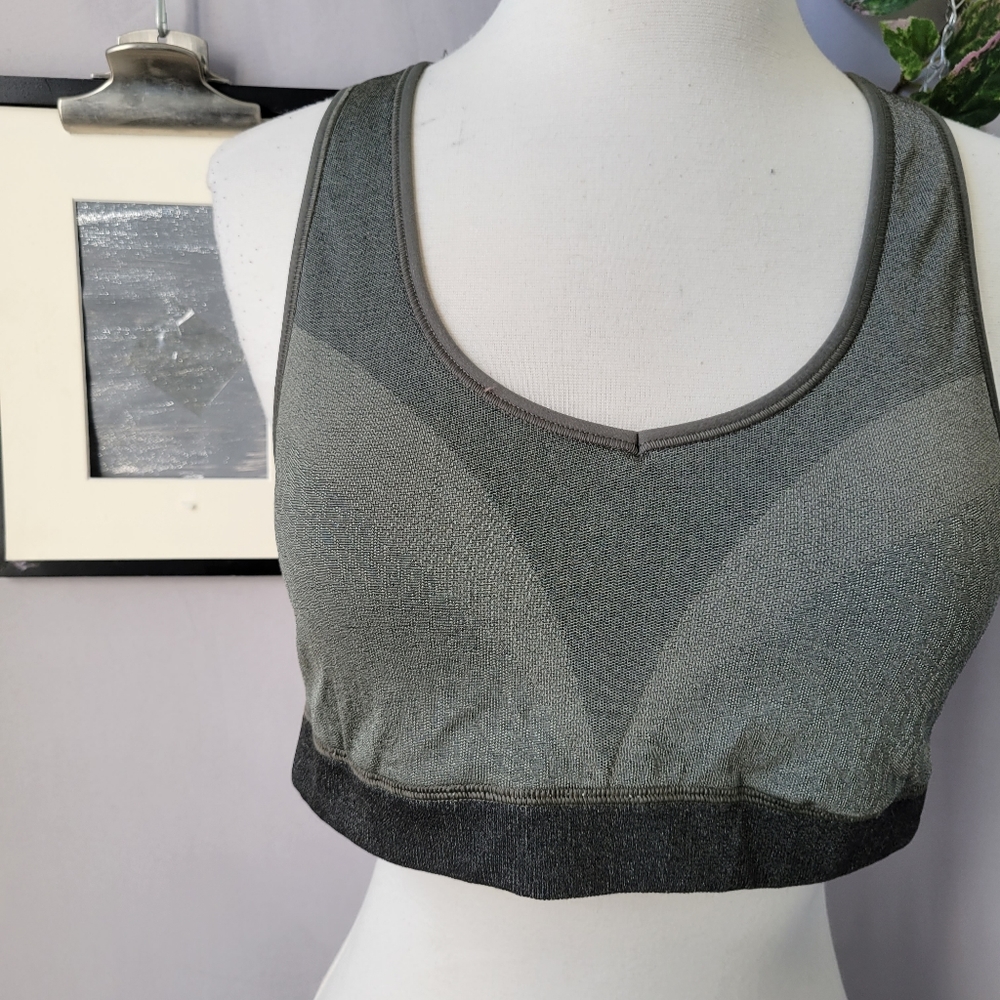 Lululemon Seamless Racerback Train Bra Light Support B/C Cup 10 - Picture 3 of 9